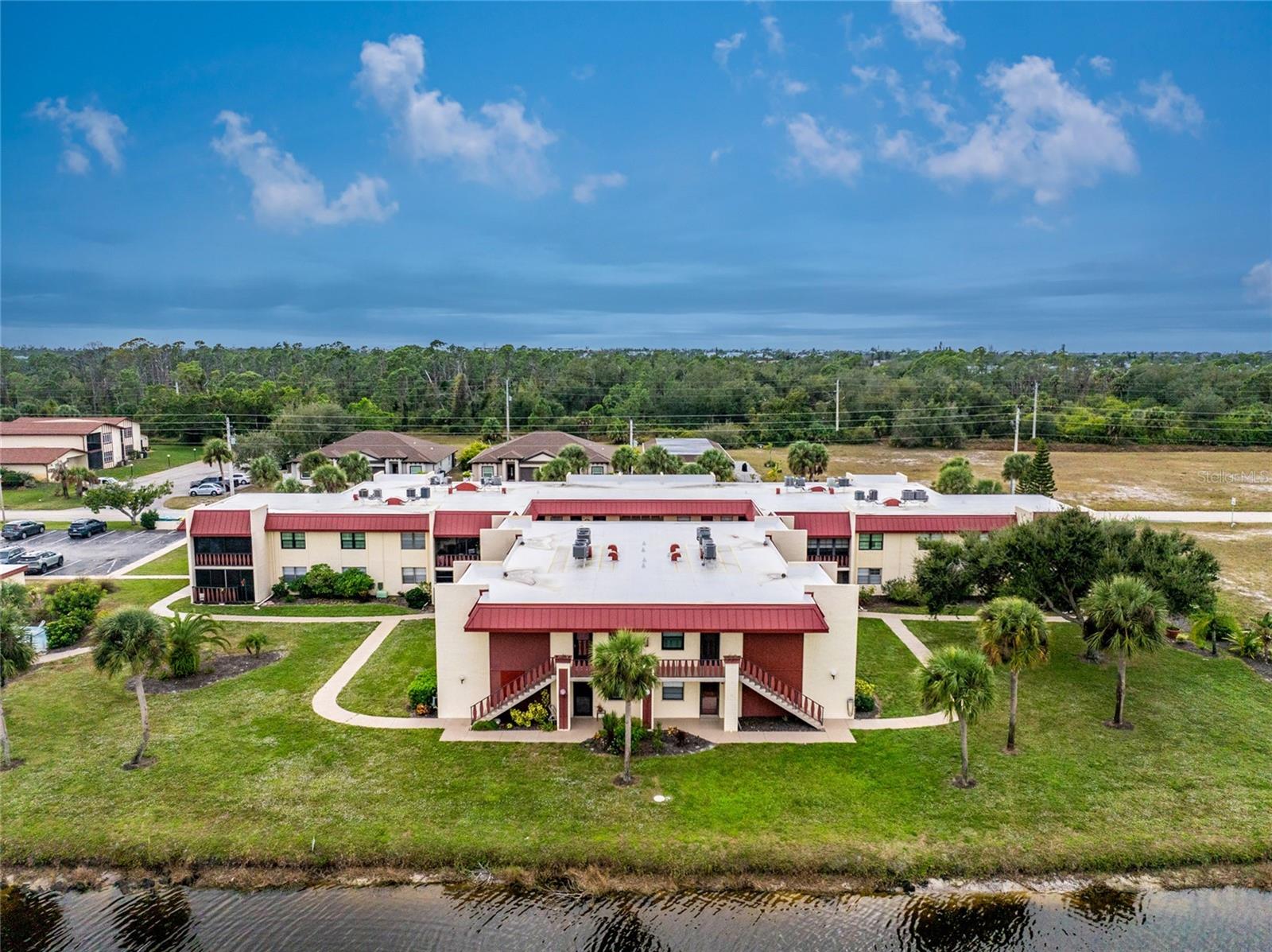 Image 42 of 50 For 96 Boundary Boulevard 129