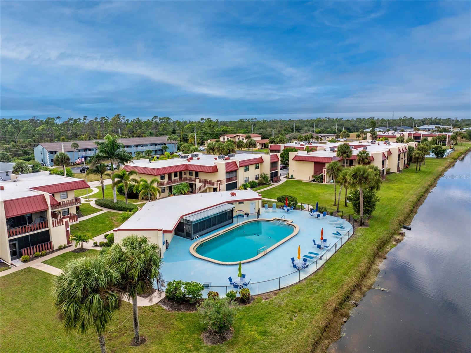 Image 46 of 50 For 96 Boundary Boulevard 129