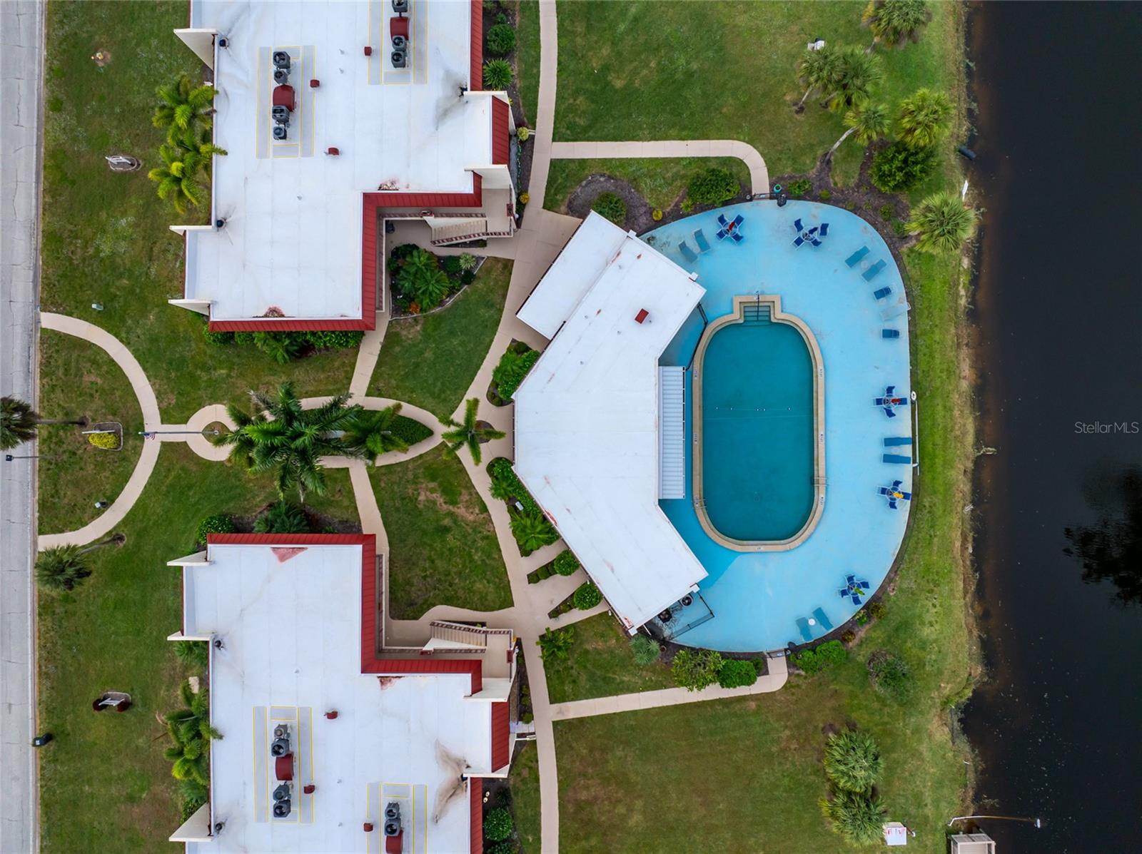 Image 49 of 50 For 96 Boundary Boulevard 129