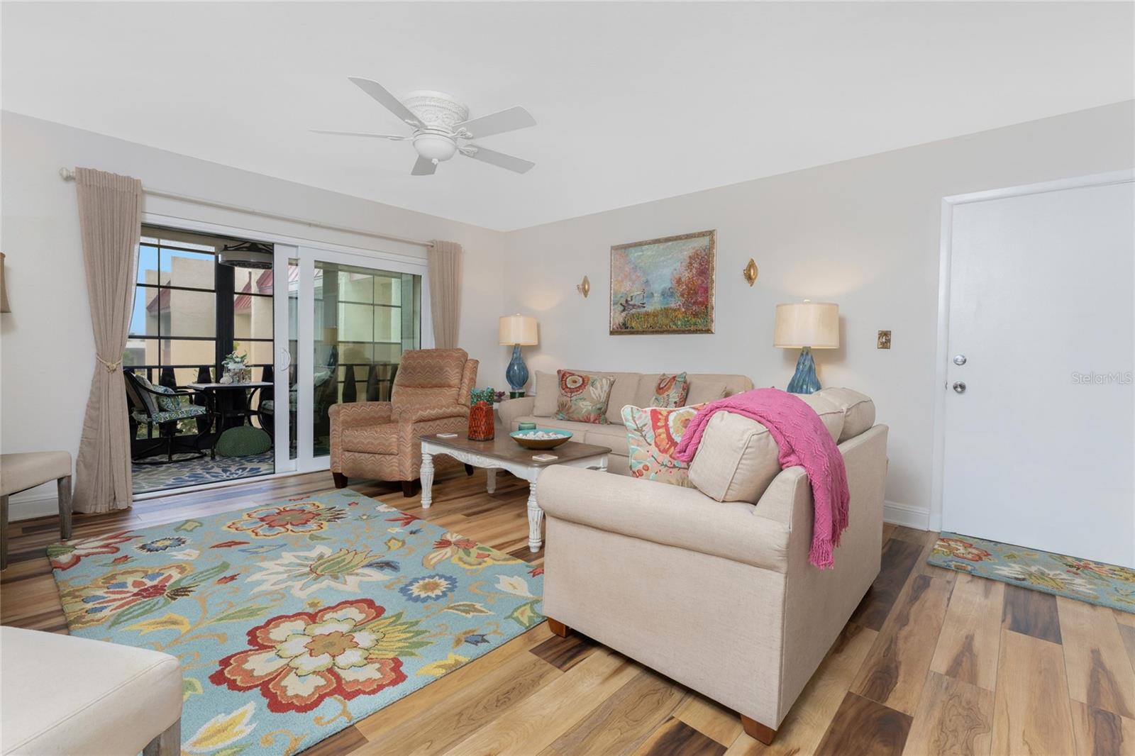 Image 6 of 50 For 96 Boundary Boulevard 129