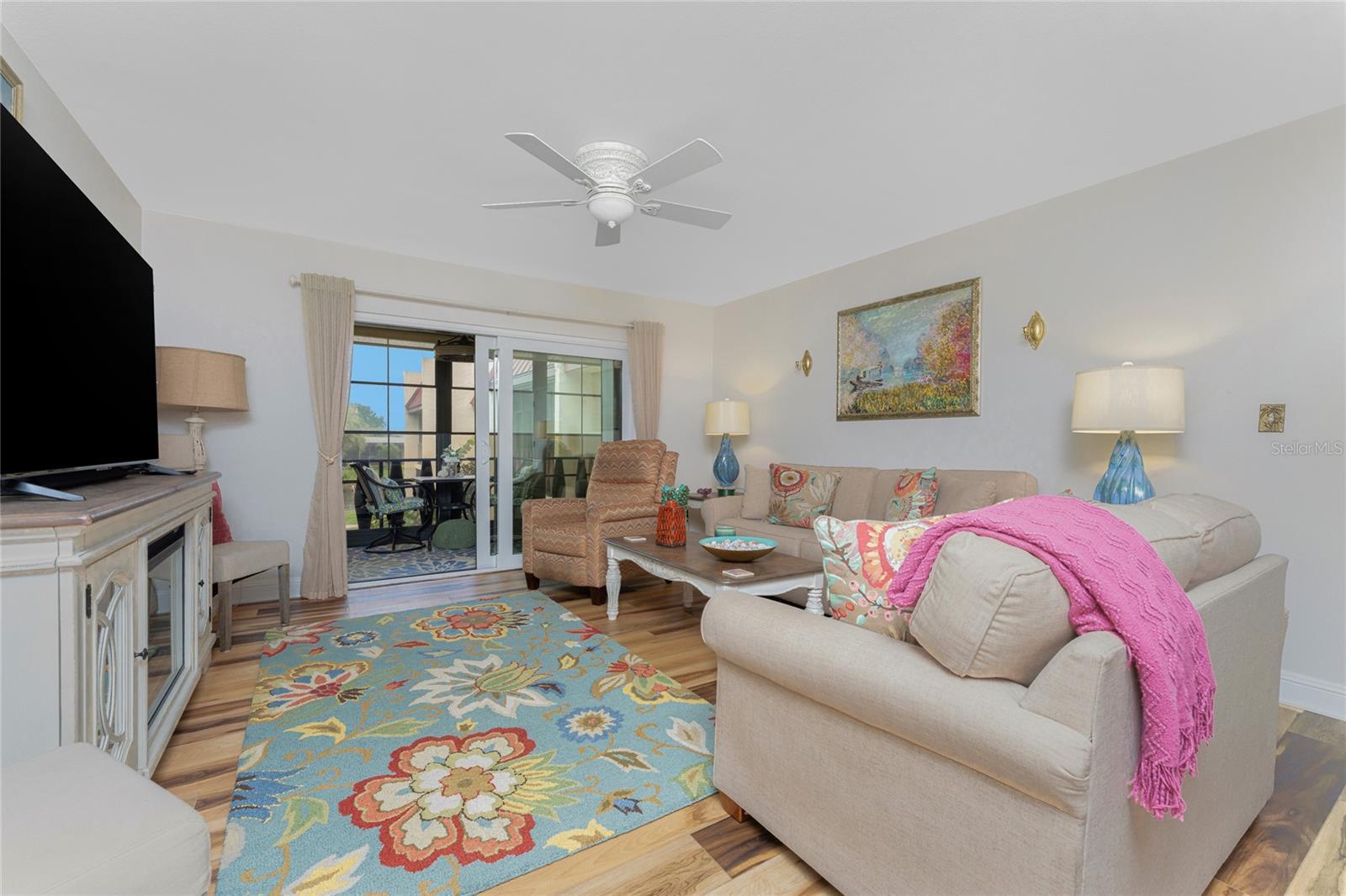 Image 7 of 50 For 96 Boundary Boulevard 129