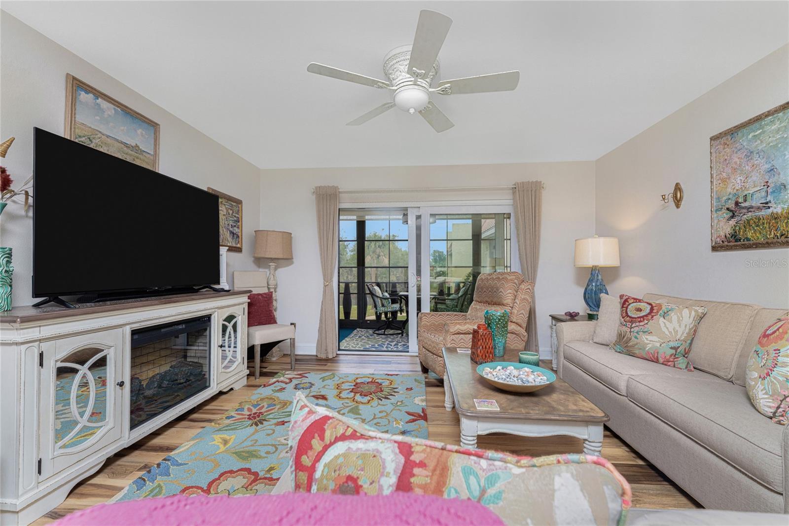 Image 9 of 50 For 96 Boundary Boulevard 129