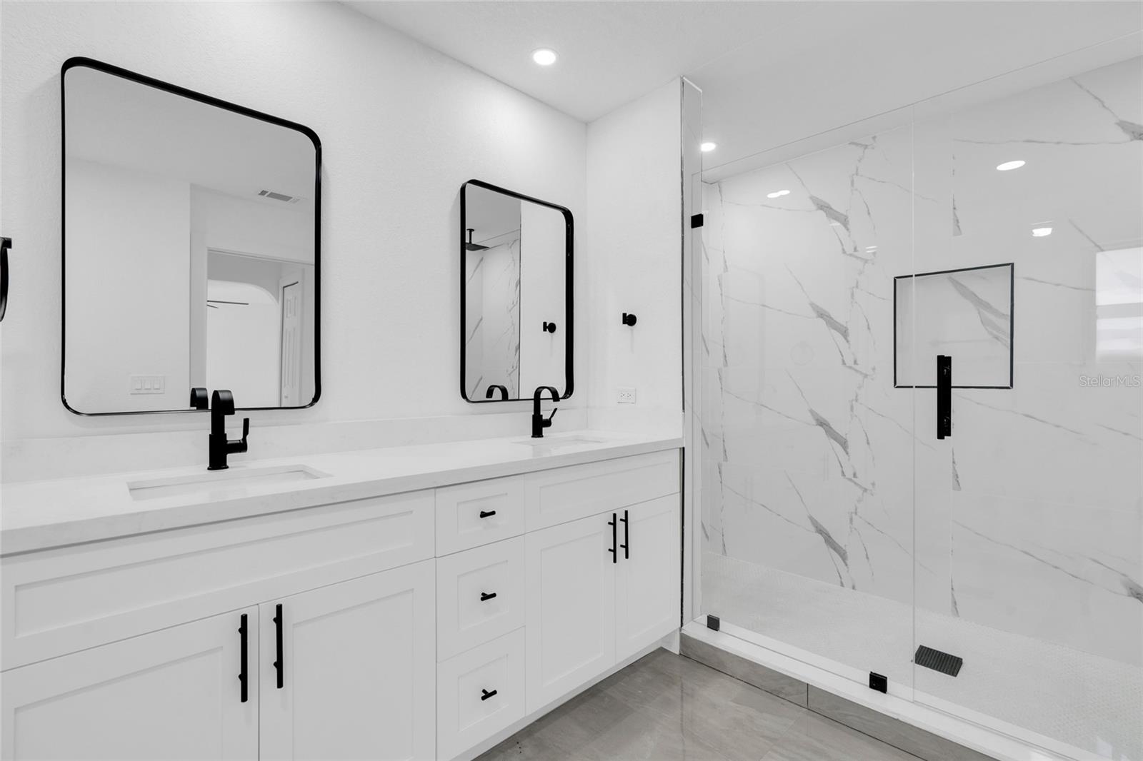 Image 14 of 26 For 415 Cortez Drive