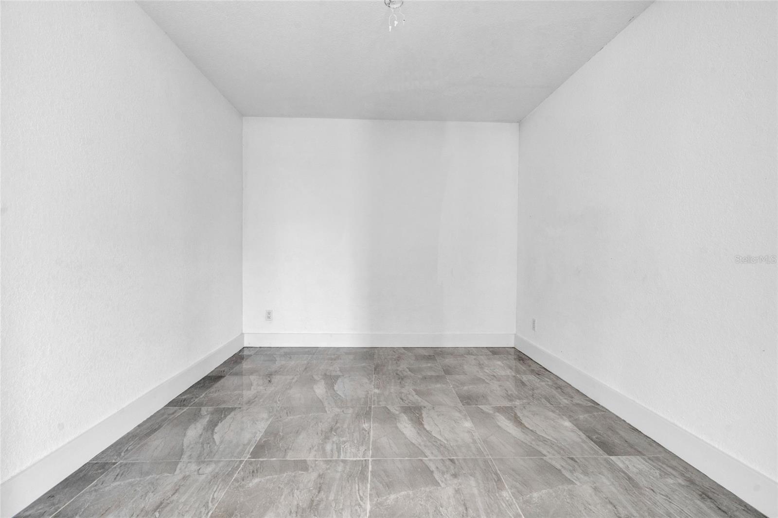 Image 17 of 26 For 415 Cortez Drive