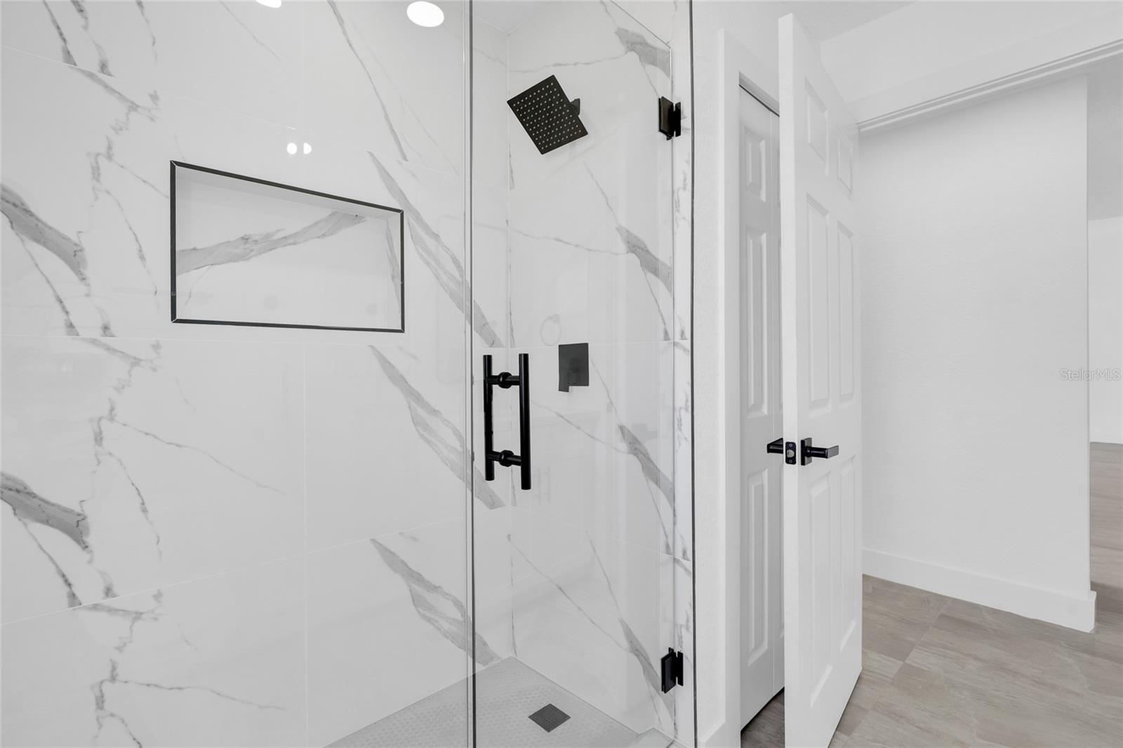 Image 21 of 26 For 415 Cortez Drive