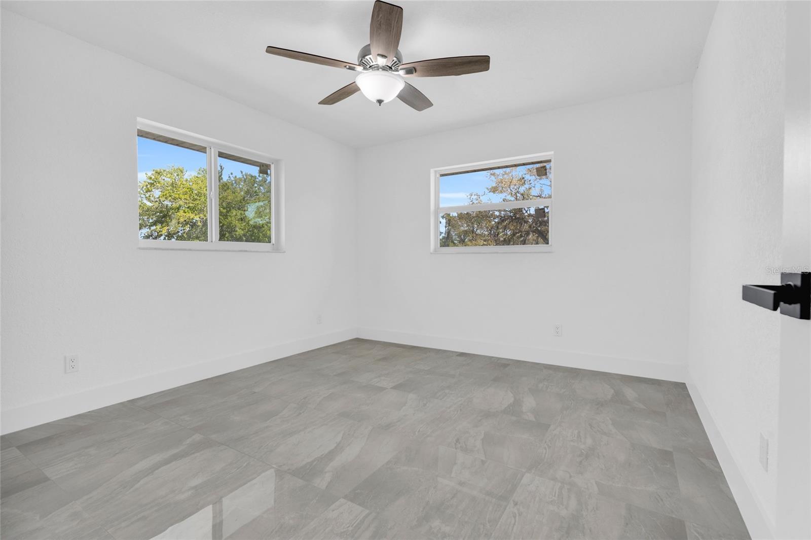 Image 22 of 26 For 415 Cortez Drive