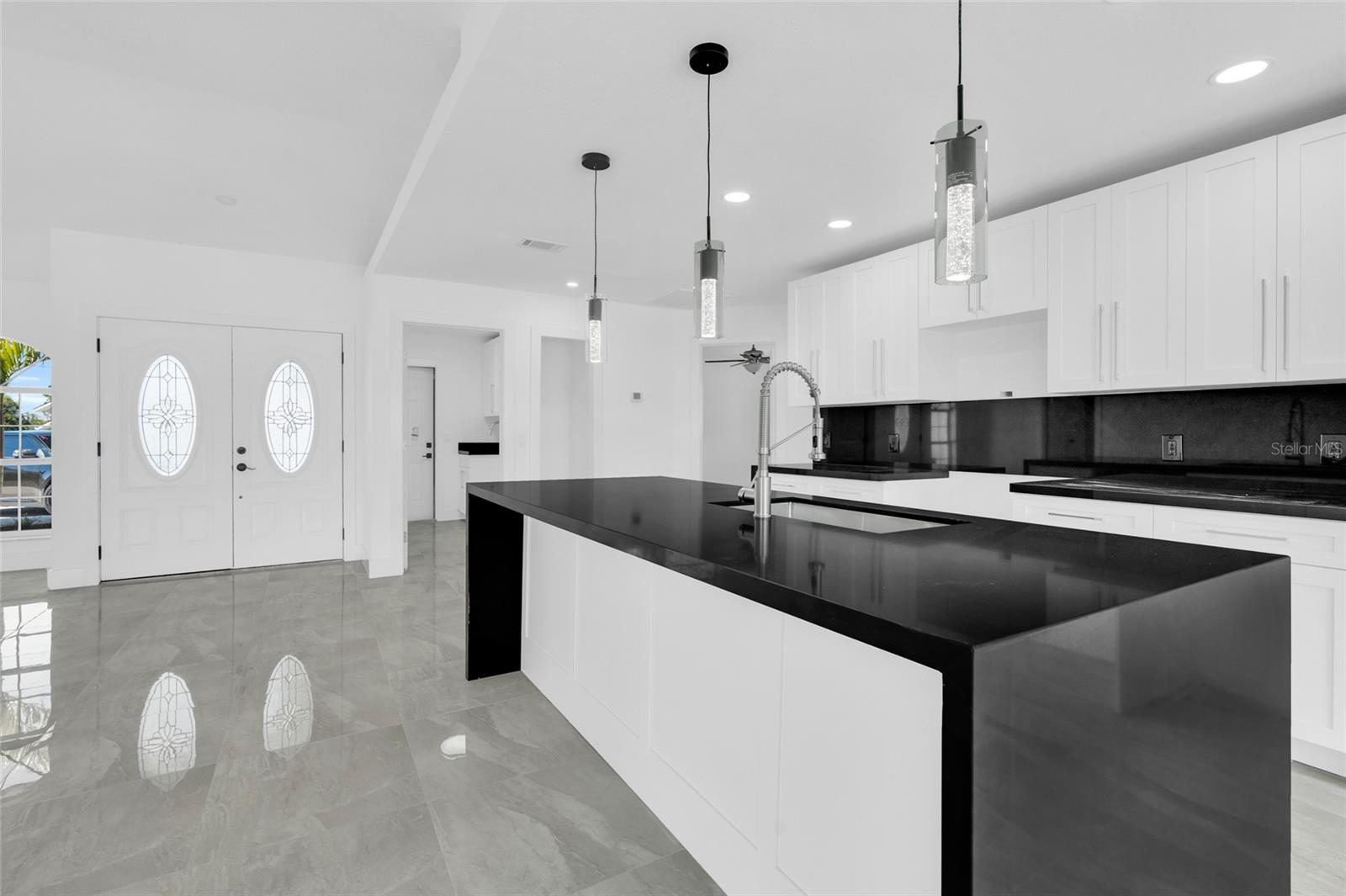 Image 8 of 26 For 415 Cortez Drive