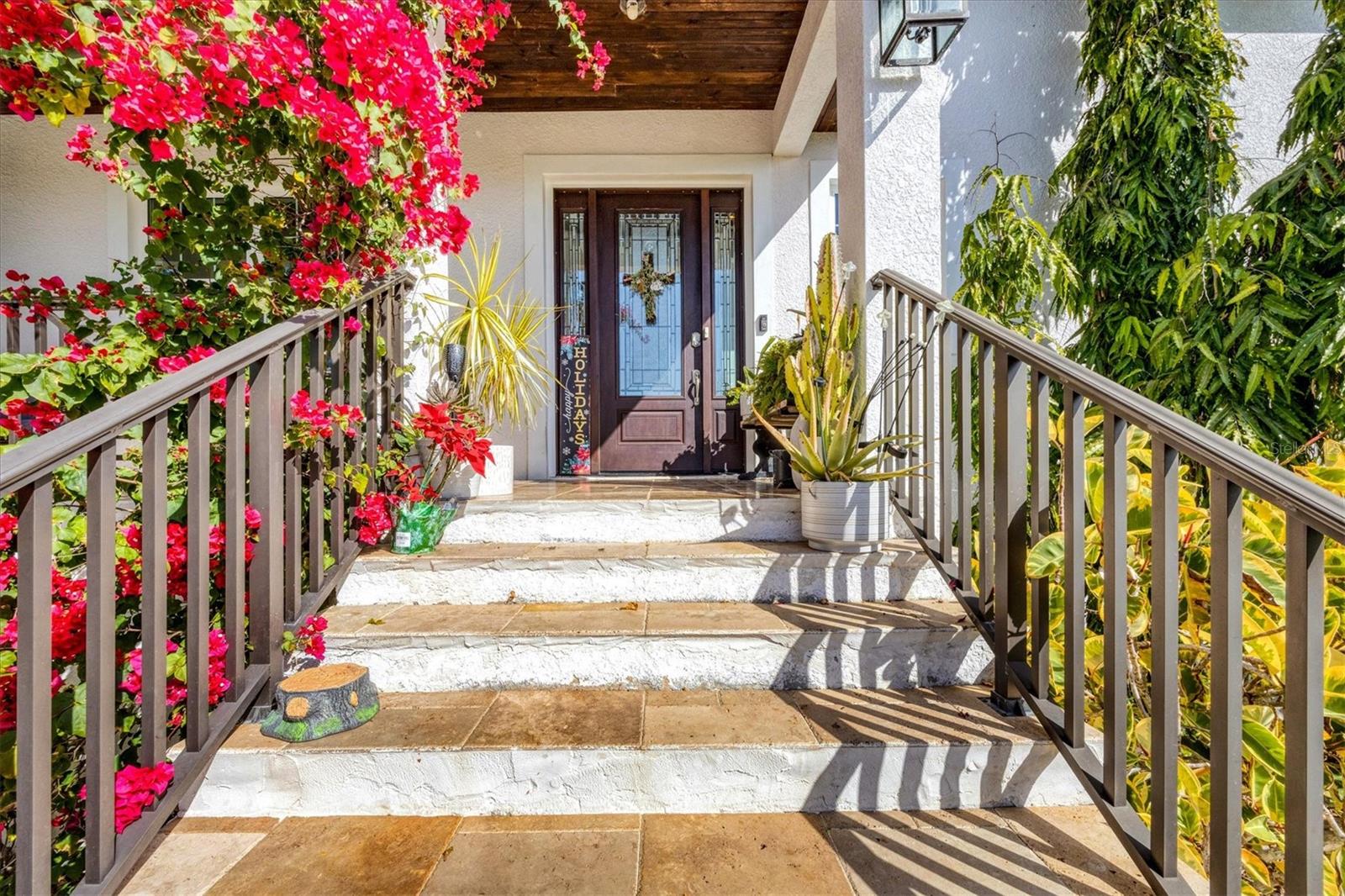 Image 6 of 52 For 10050 Creekside Drive