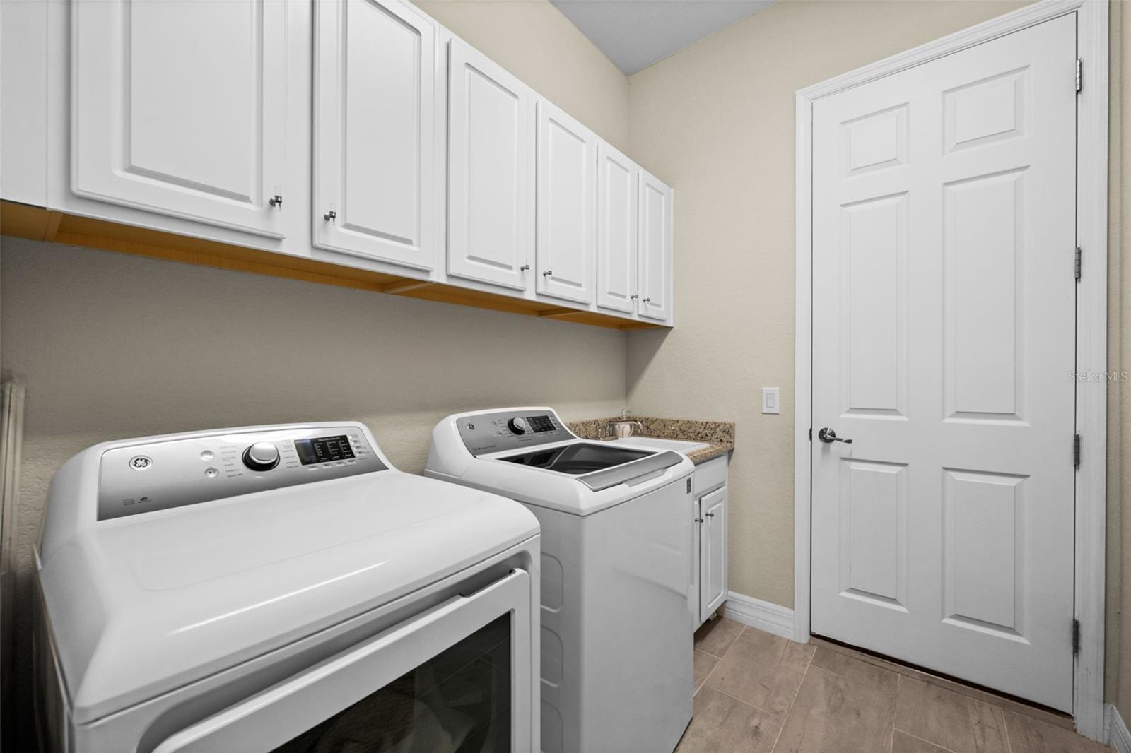 Image 24 of 43 For 15400 Spanish Point Drive