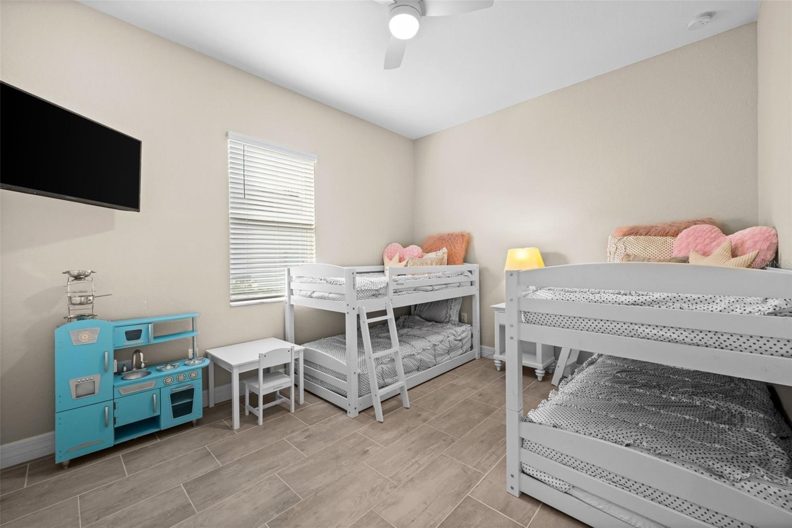 Image 25 of 43 For 15400 Spanish Point Drive