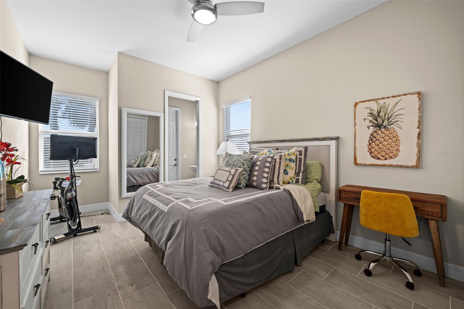 Image 28 of 43 For 15400 Spanish Point Drive