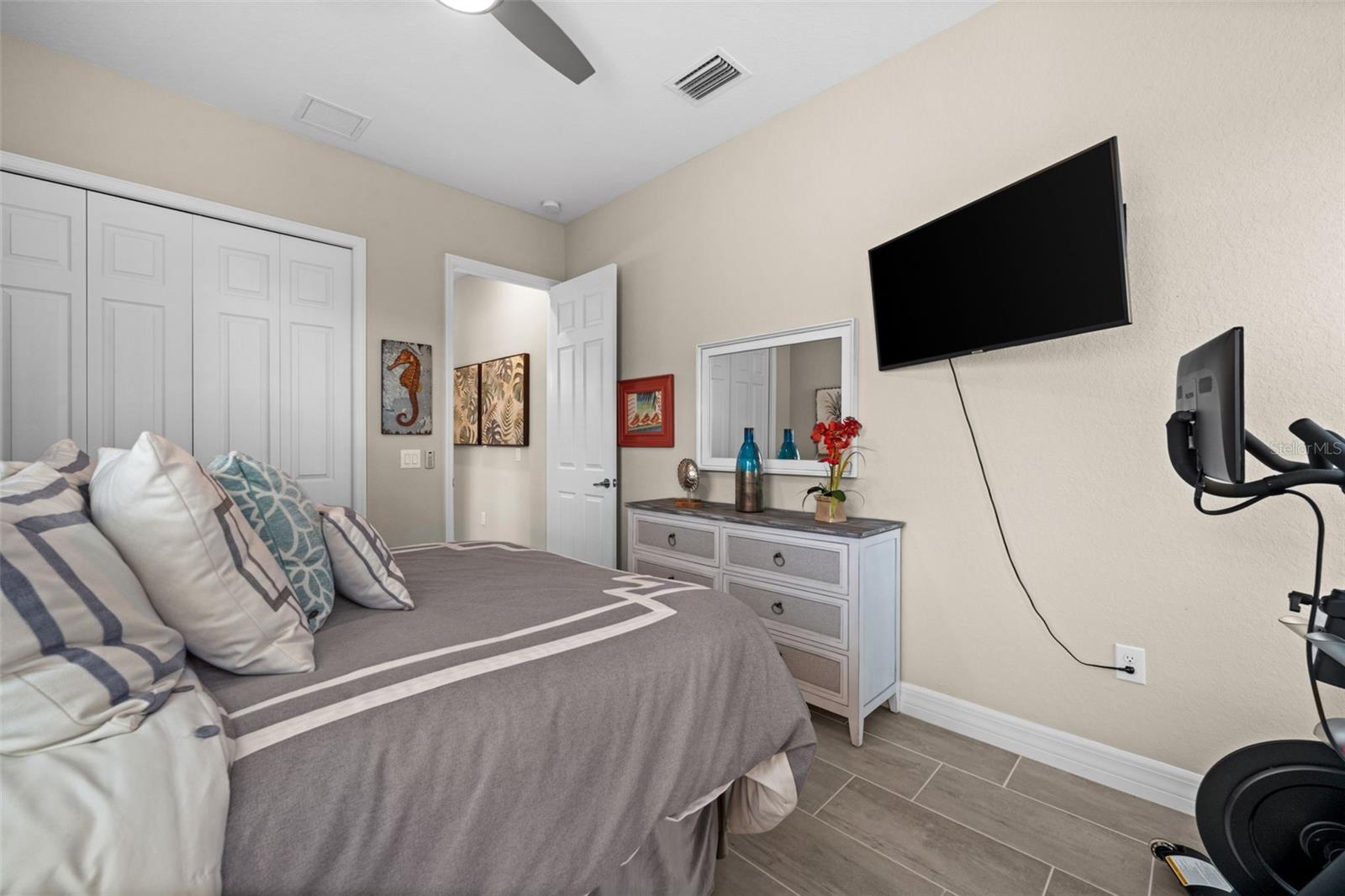 Image 29 of 43 For 15400 Spanish Point Drive