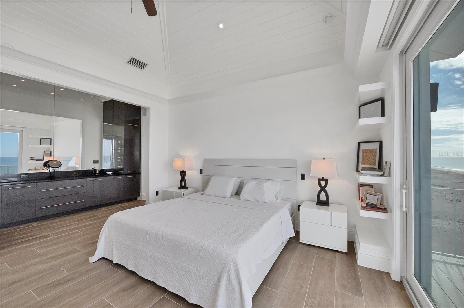 Image 26 of 57 For 41 Gulf Boulevard