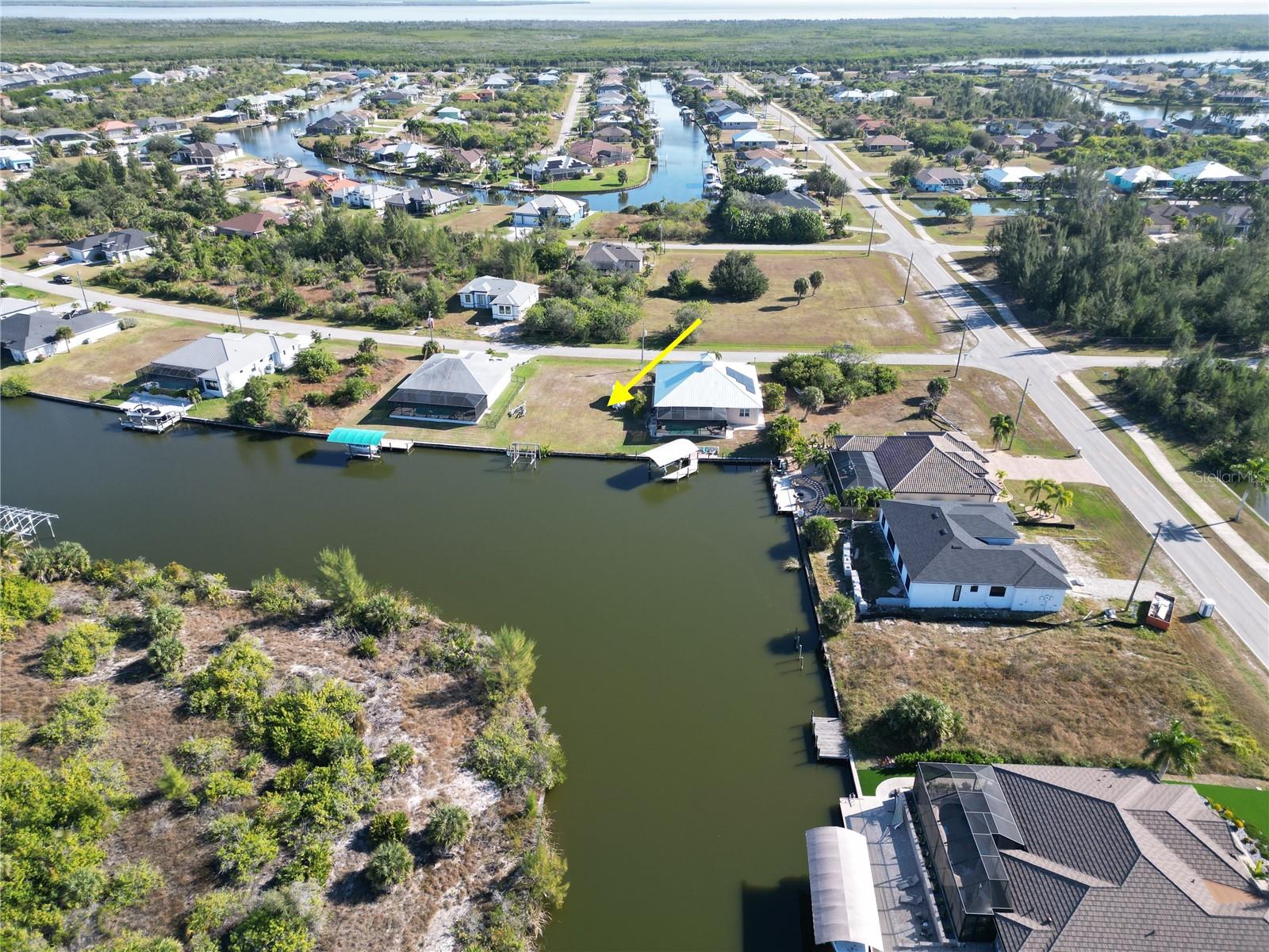 Image 15 of 21 For 8050 Arlewood Circle