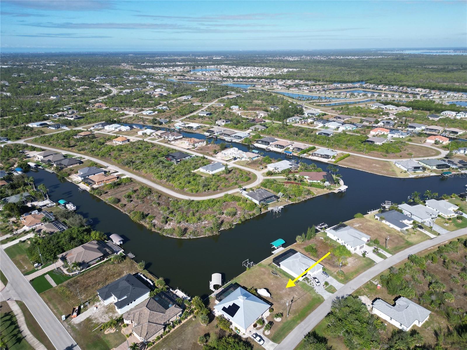 Image 18 of 21 For 8050 Arlewood Circle