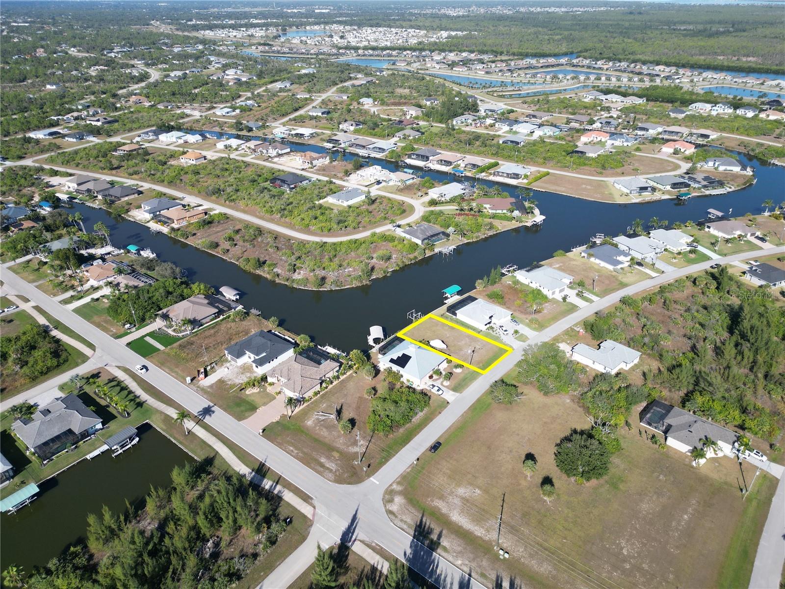 Image 7 of 21 For 8050 Arlewood Circle