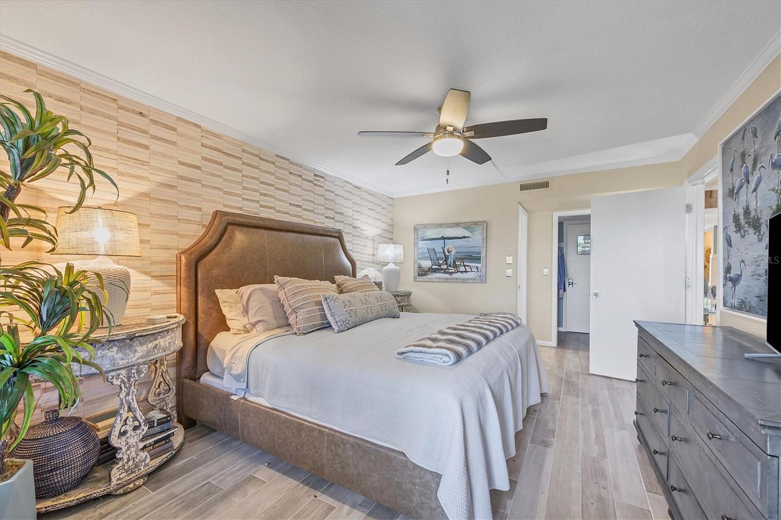 Image 25 of 49 For 5700 Gulf Shores Drive B134