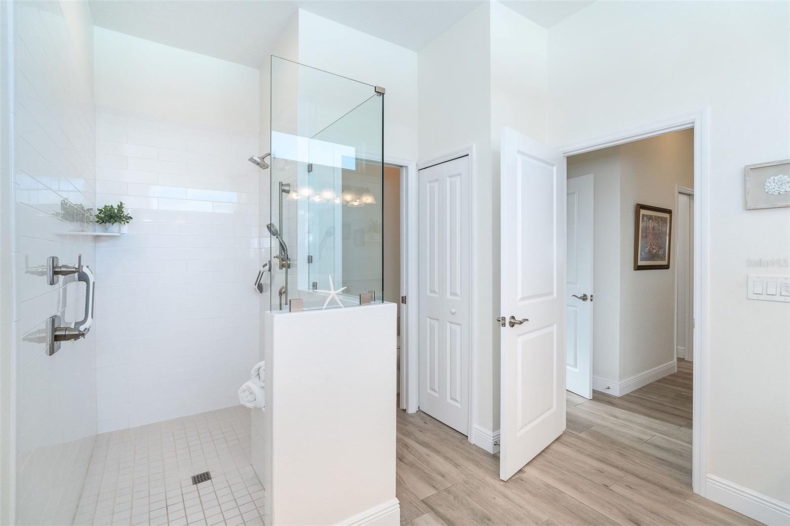 Image 29 of 55 For 10390 Coquina Court