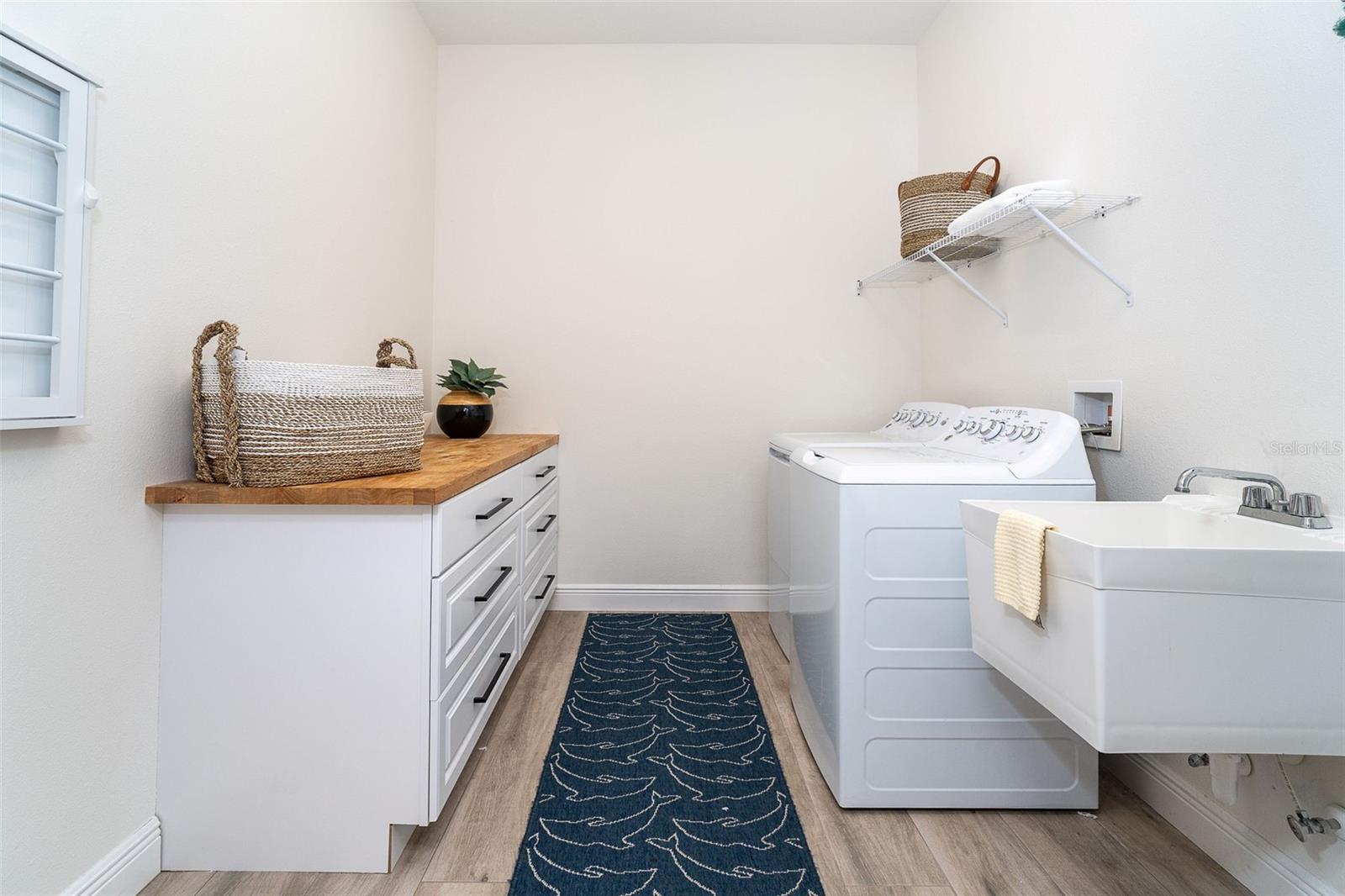 Image 37 of 55 For 10390 Coquina Court