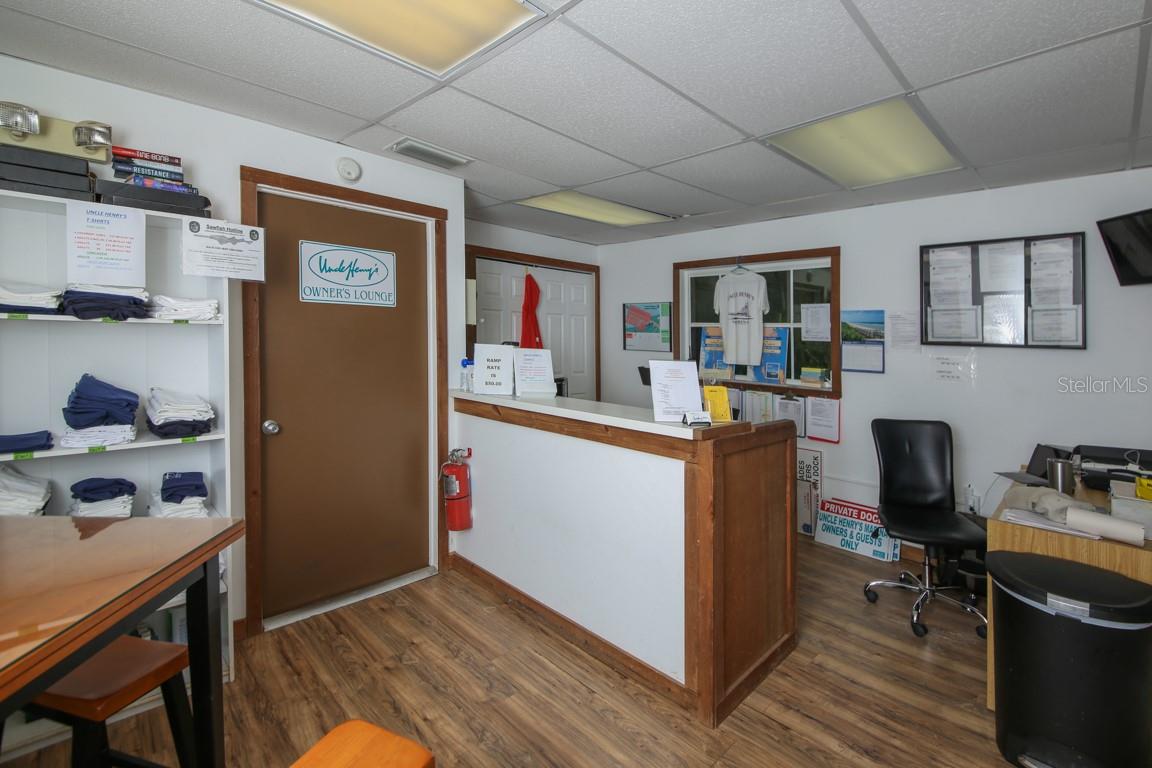 Image 14 of 22 For 5820 Gasparilla Road Slip 29