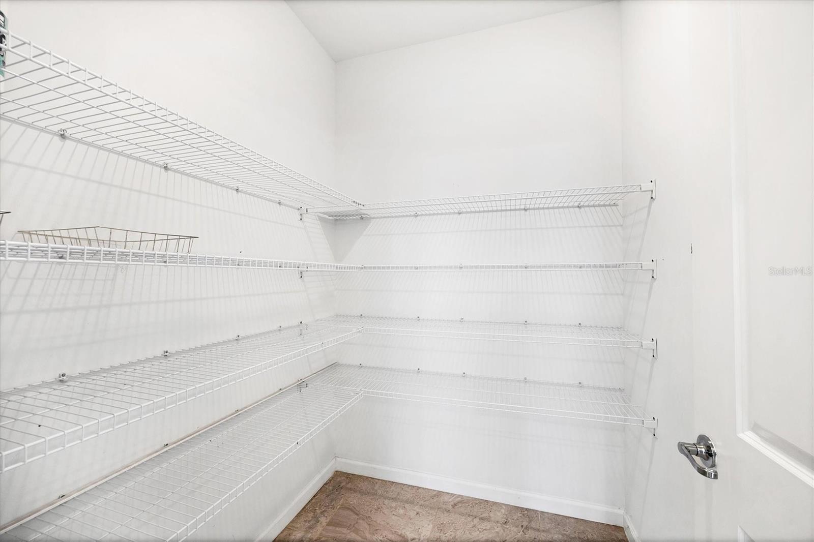 Image 13 of 46 For 26000 Seastone Drive