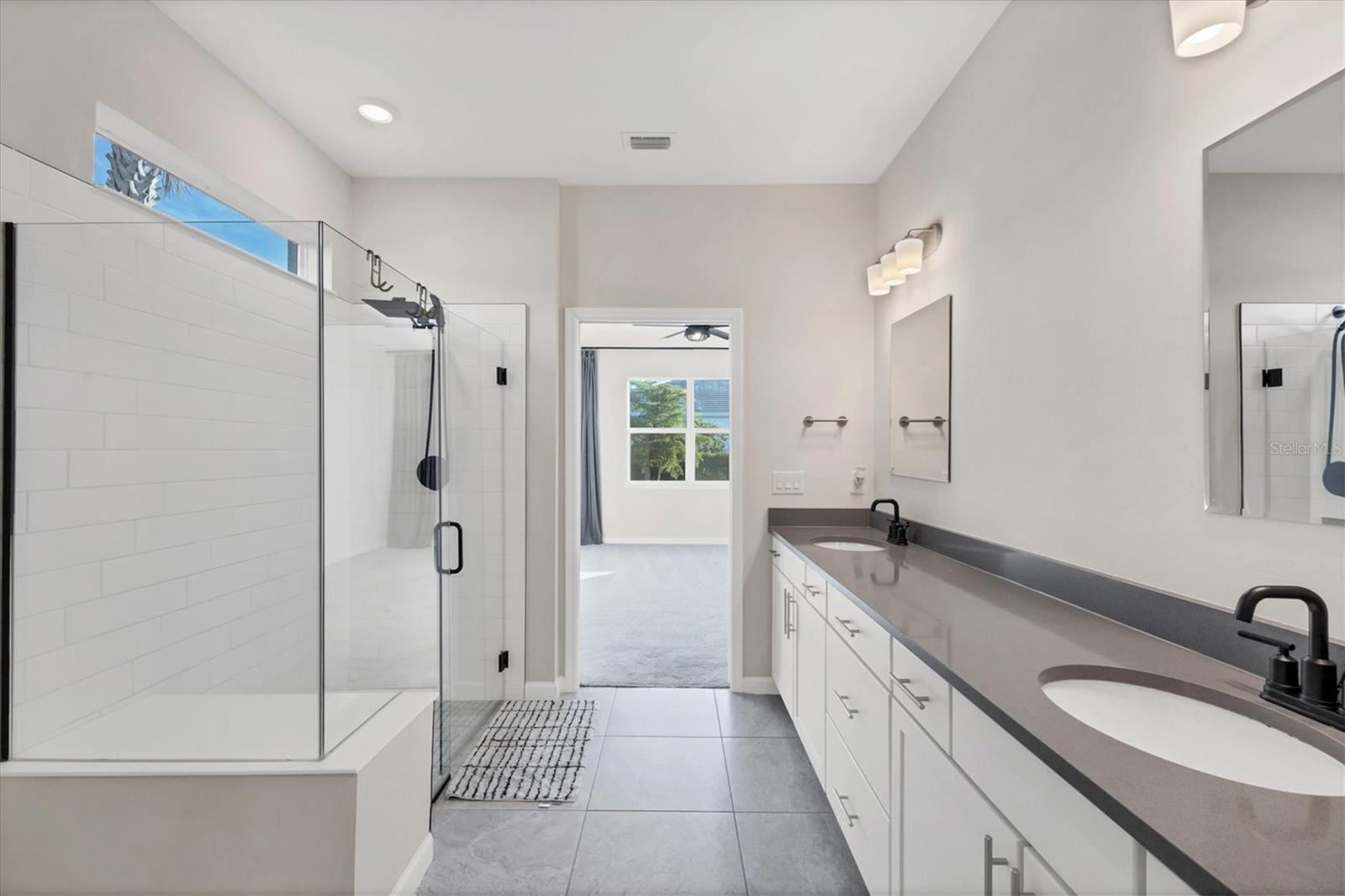 Image 20 of 46 For 26000 Seastone Drive