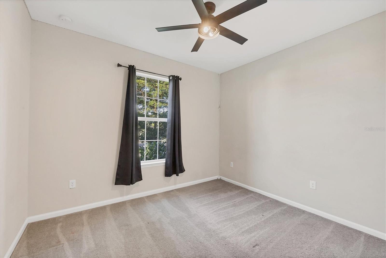 Image 22 of 46 For 26000 Seastone Drive