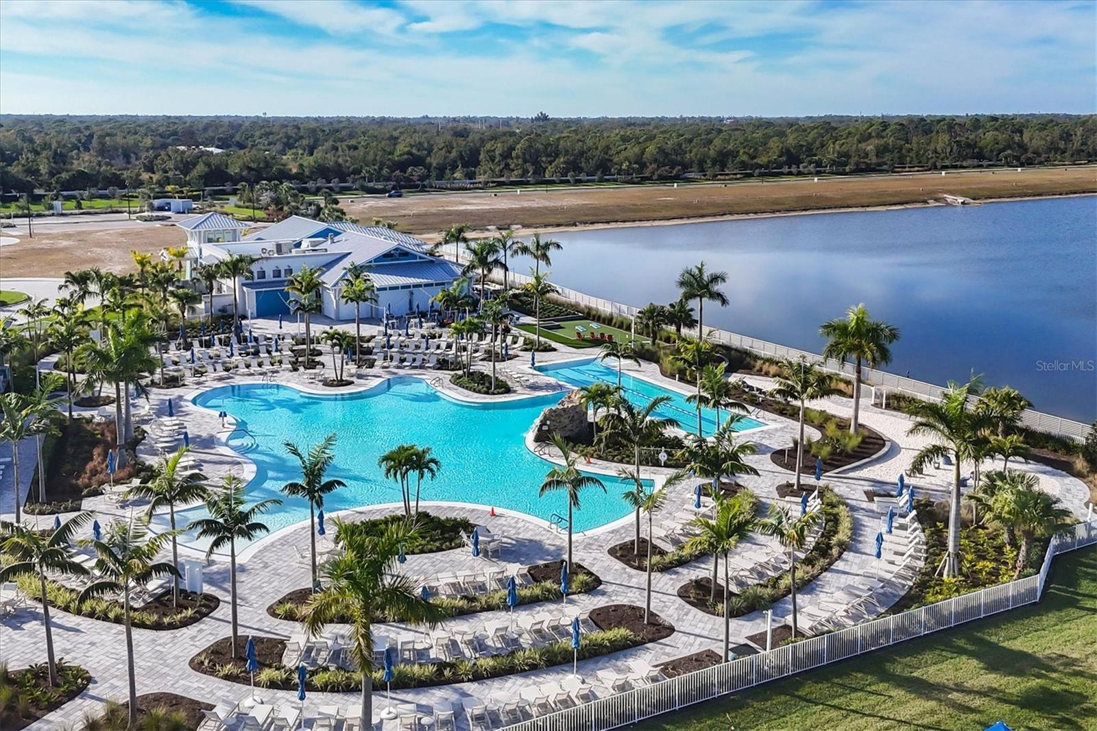 Image 34 of 46 For 26000 Seastone Drive