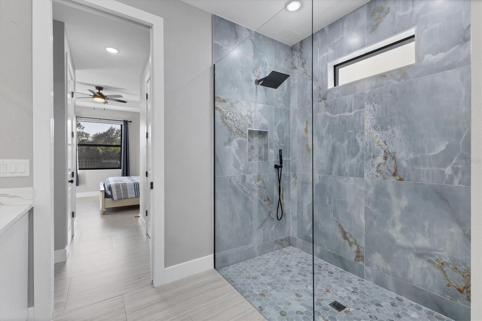 Image 25 of 52 For 115 Green Pine Park