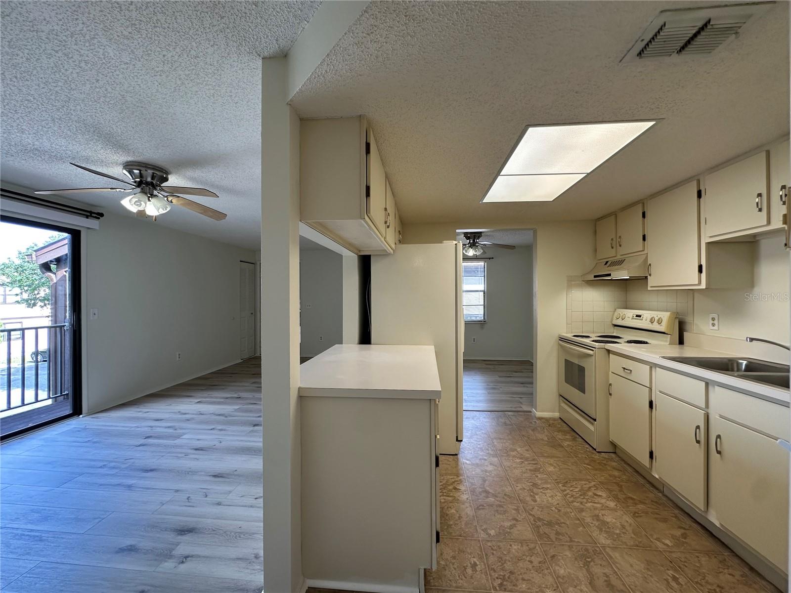 Image 10 of 24 For 4022 Beaver Lane 1000h