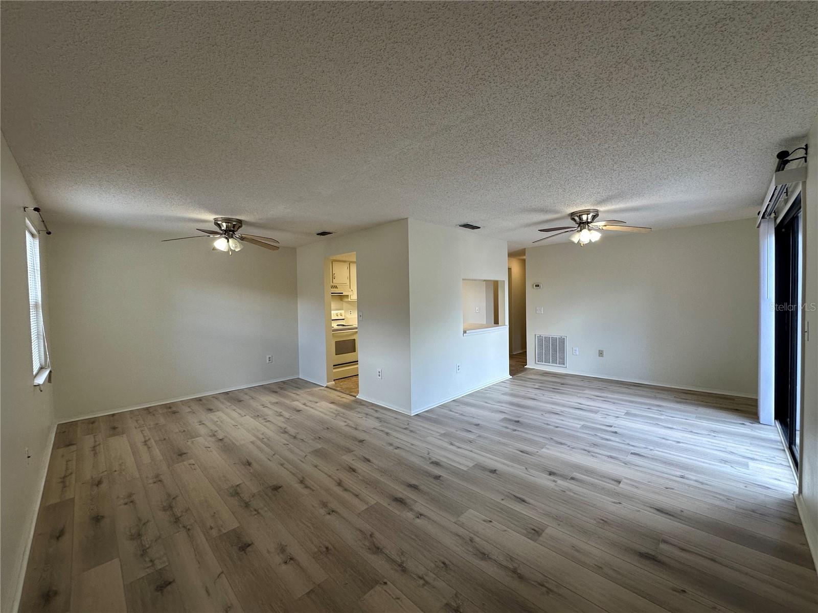 Image 4 of 24 For 4022 Beaver Lane 1000h