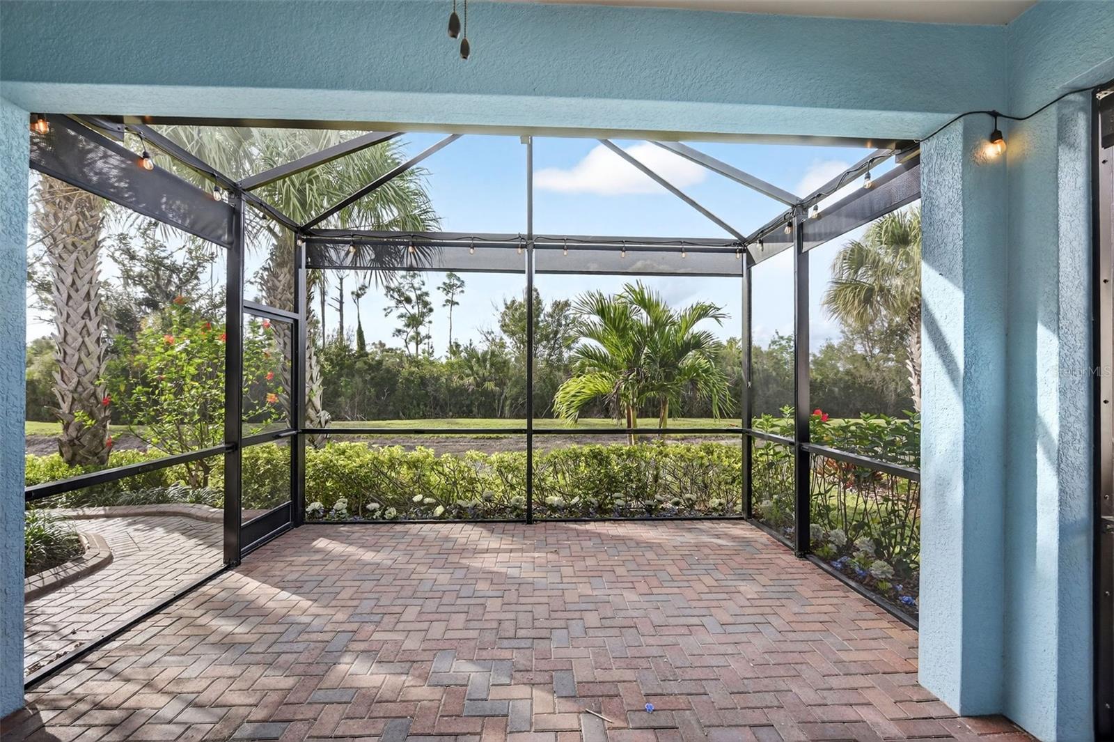 Image 29 of 63 For 2525 Daisy Drive