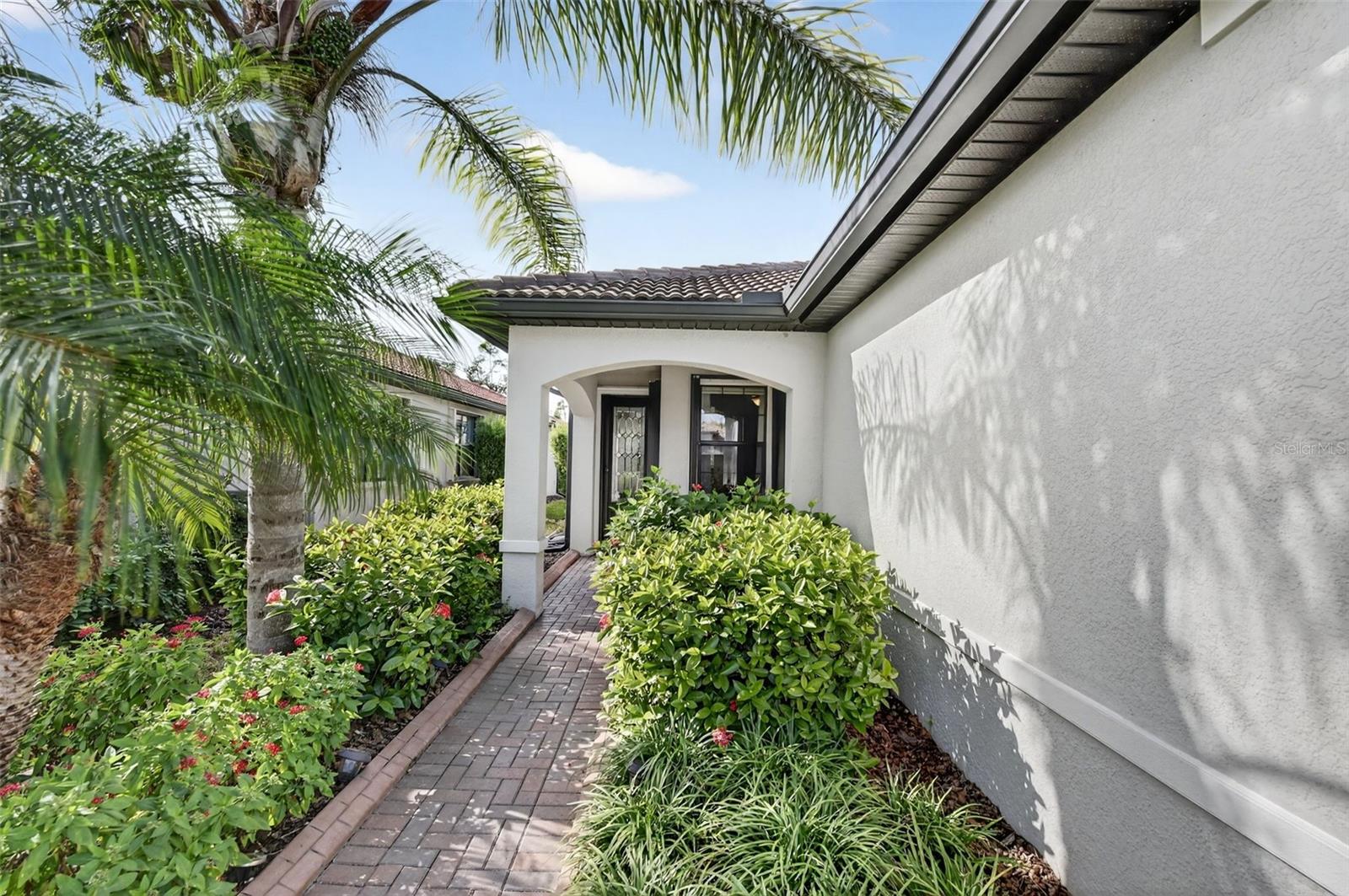 Image 6 of 63 For 2525 Daisy Drive