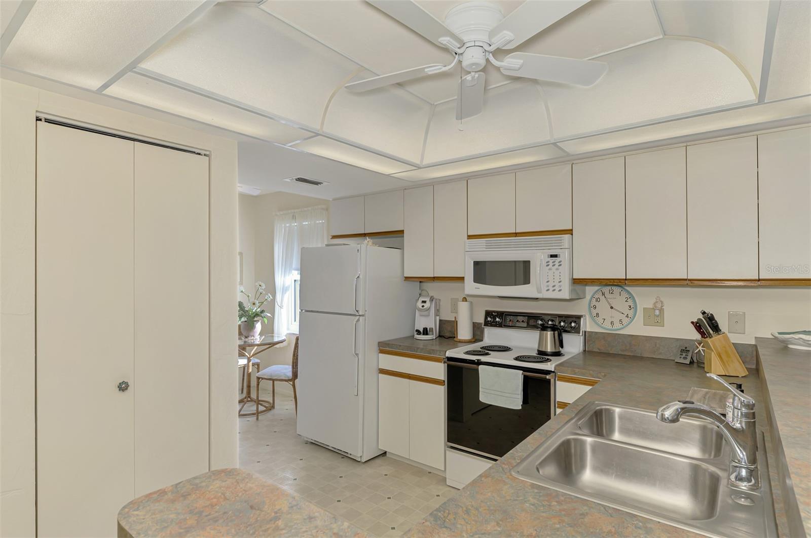 Image 19 of 64 For 6800 Placida Road 146