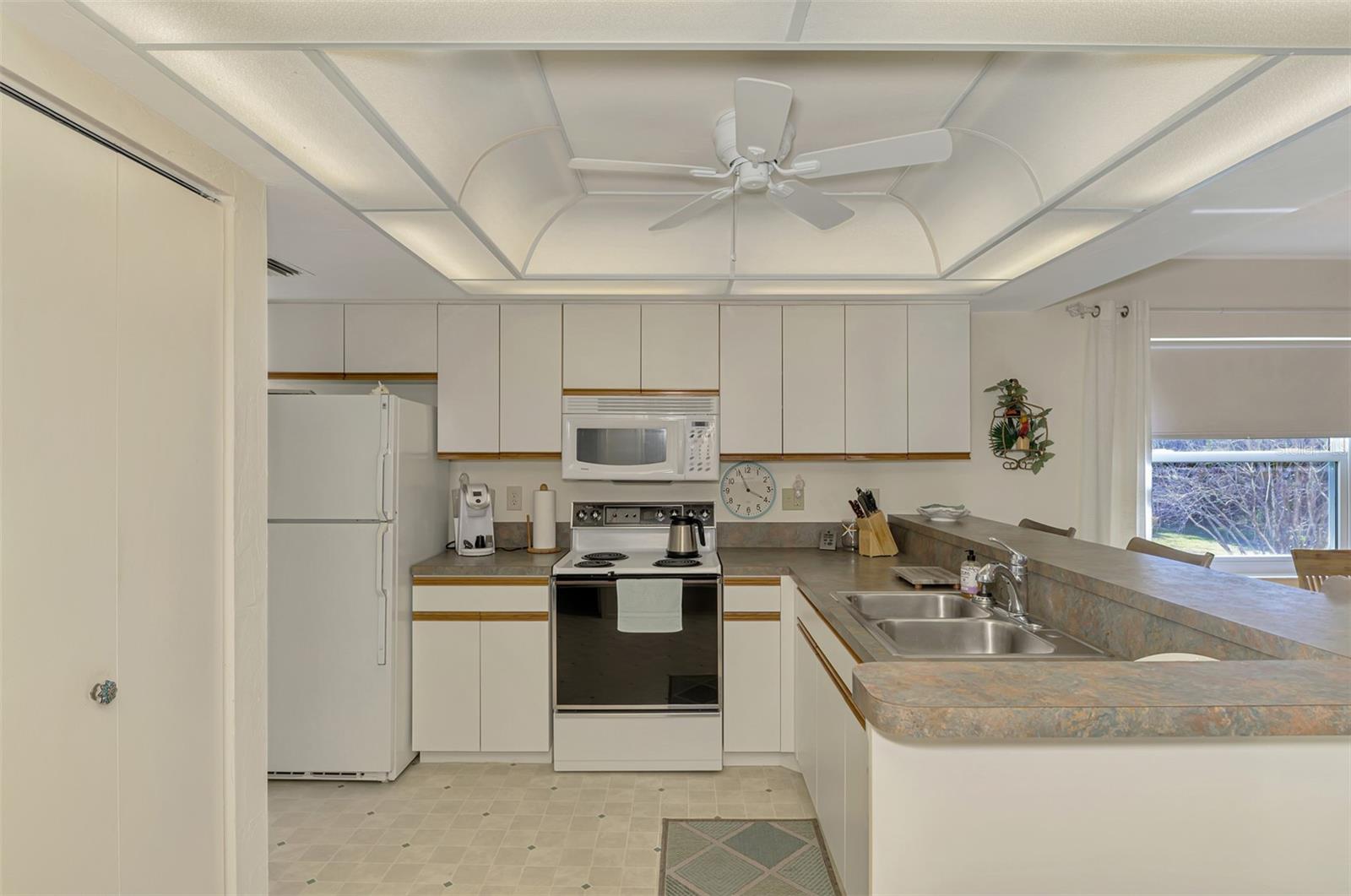 Image 20 of 64 For 6800 Placida Road 146