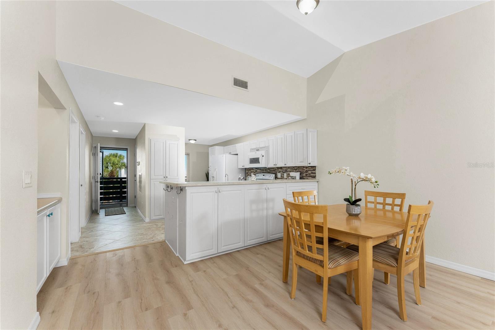 Image 14 of 45 For 6800 Placida Road 228