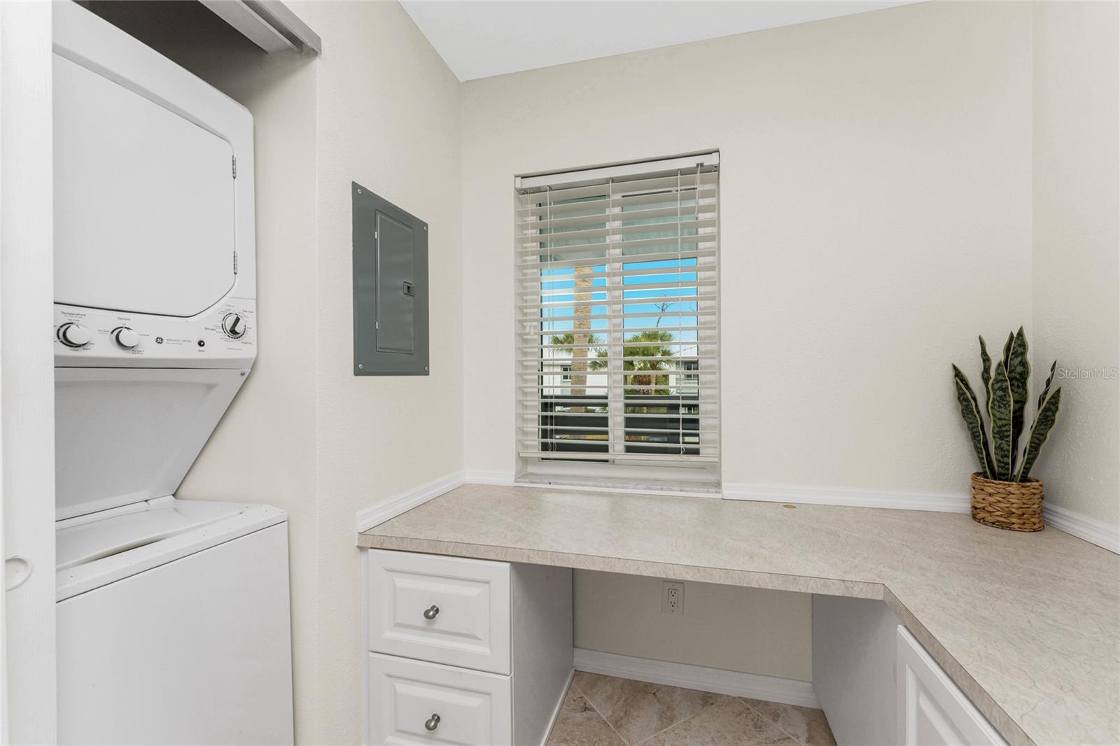 Image 9 of 45 For 6800 Placida Road 228