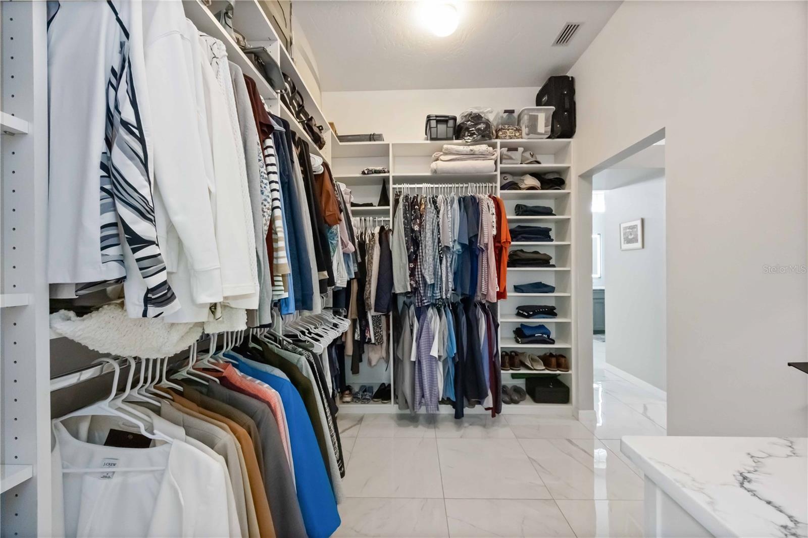 Listing photo id 43 for 534 Cheval Drive