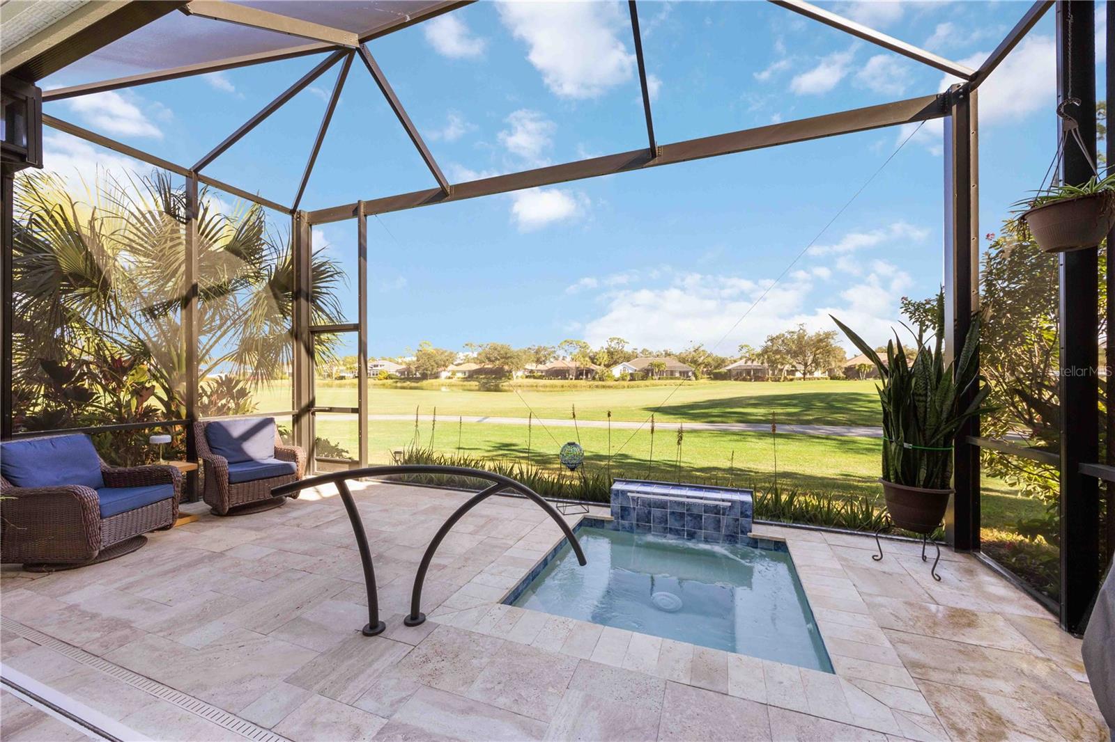 Listing photo id 53 for 534 Cheval Drive