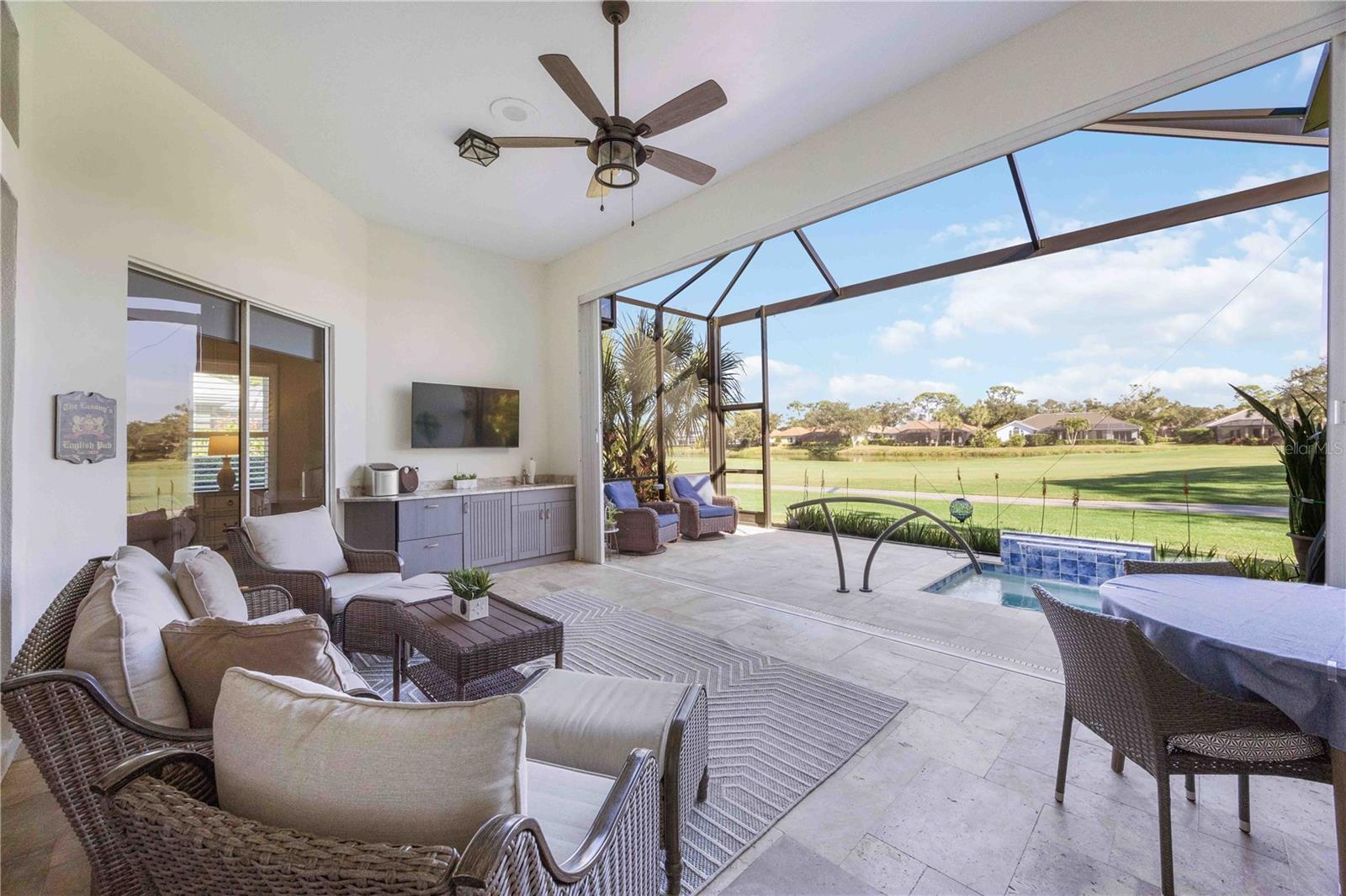 Listing photo id 56 for 534 Cheval Drive