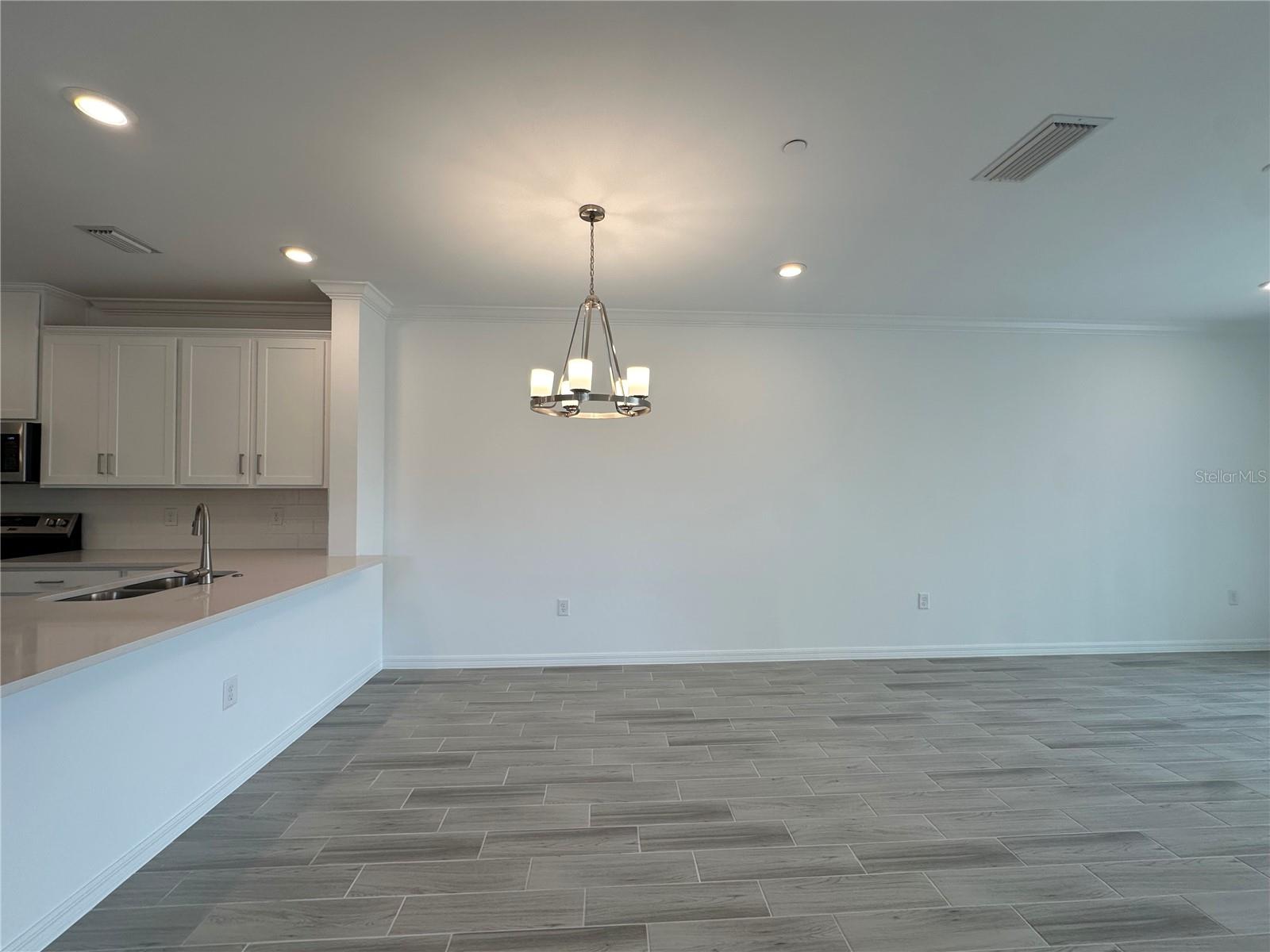 Image 12 of 44 For 23819 Collina Way 104