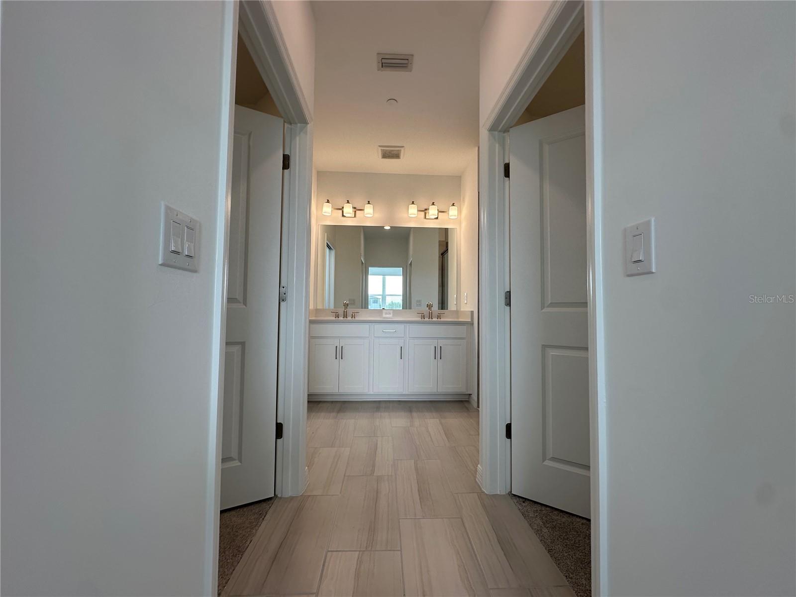 Image 19 of 44 For 23819 Collina Way 104