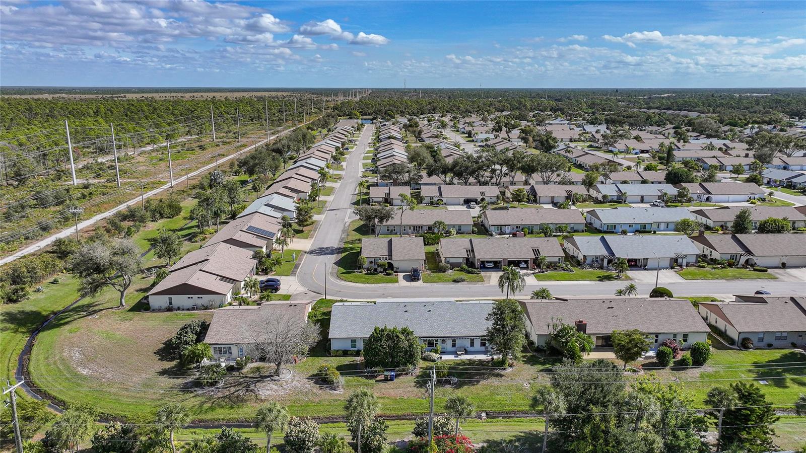 Image 44 of 75 For 643 Foxwood Boulevard 78