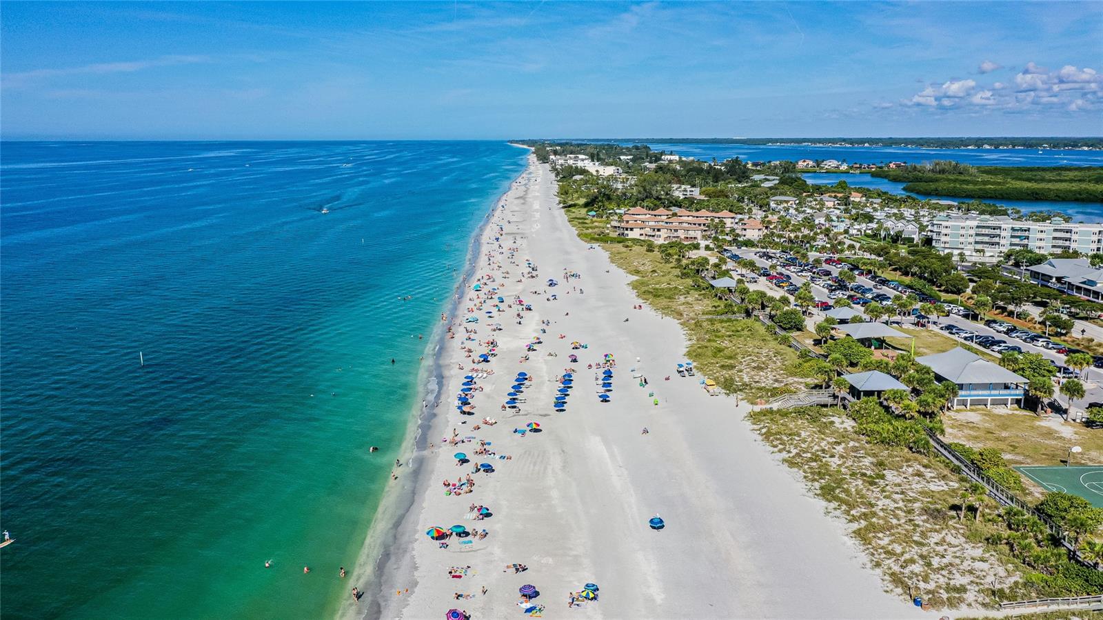 Image 67 of 75 For 643 Foxwood Boulevard 78