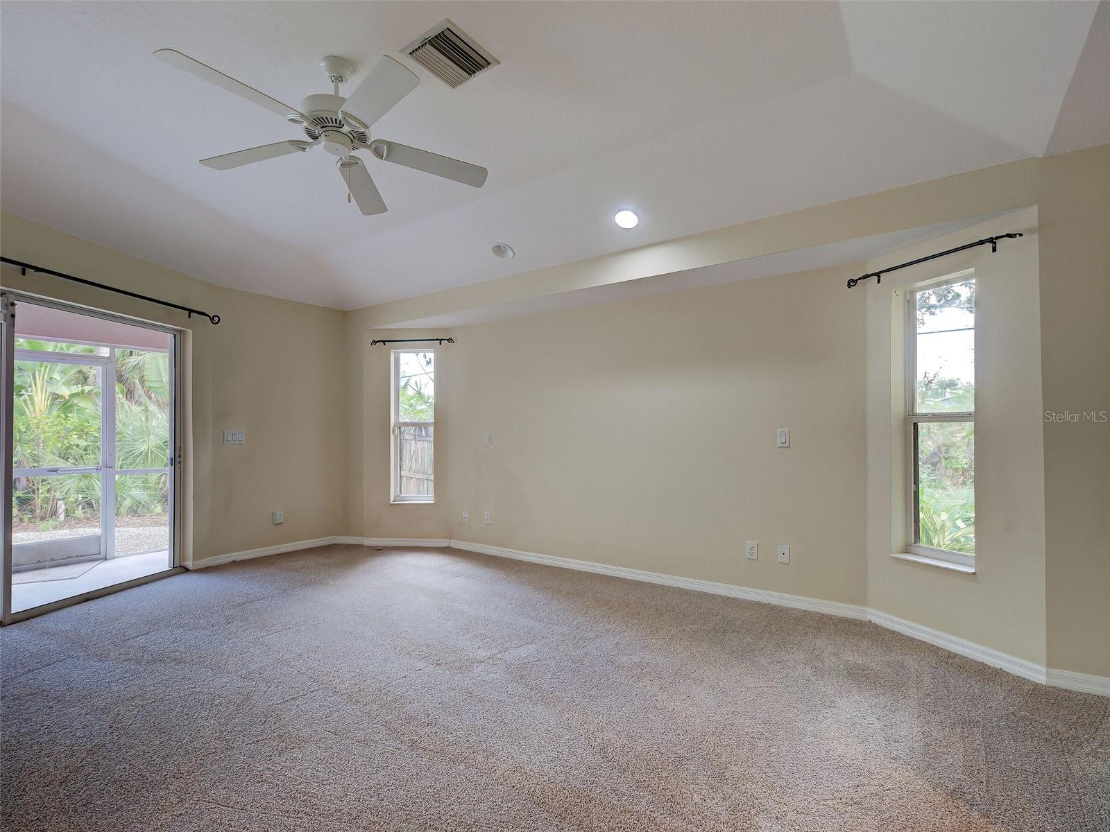 Image 29 of 70 For 6265 Pheasant Road