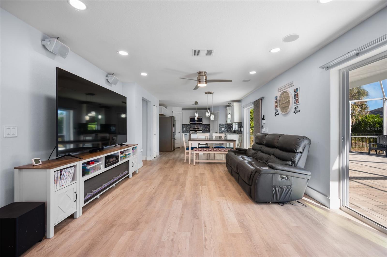 Image 13 of 68 For 9285 Galaxie Circle