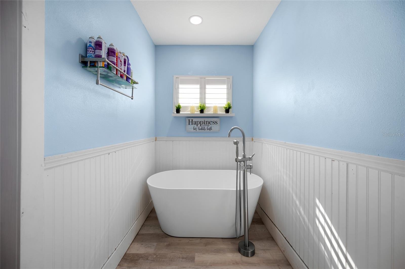 Image 23 of 68 For 9285 Galaxie Circle