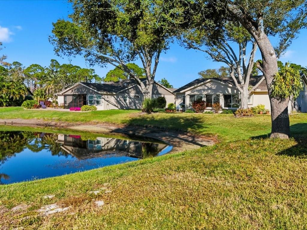 Image 23 of 47 For 299 Forest Springs Court