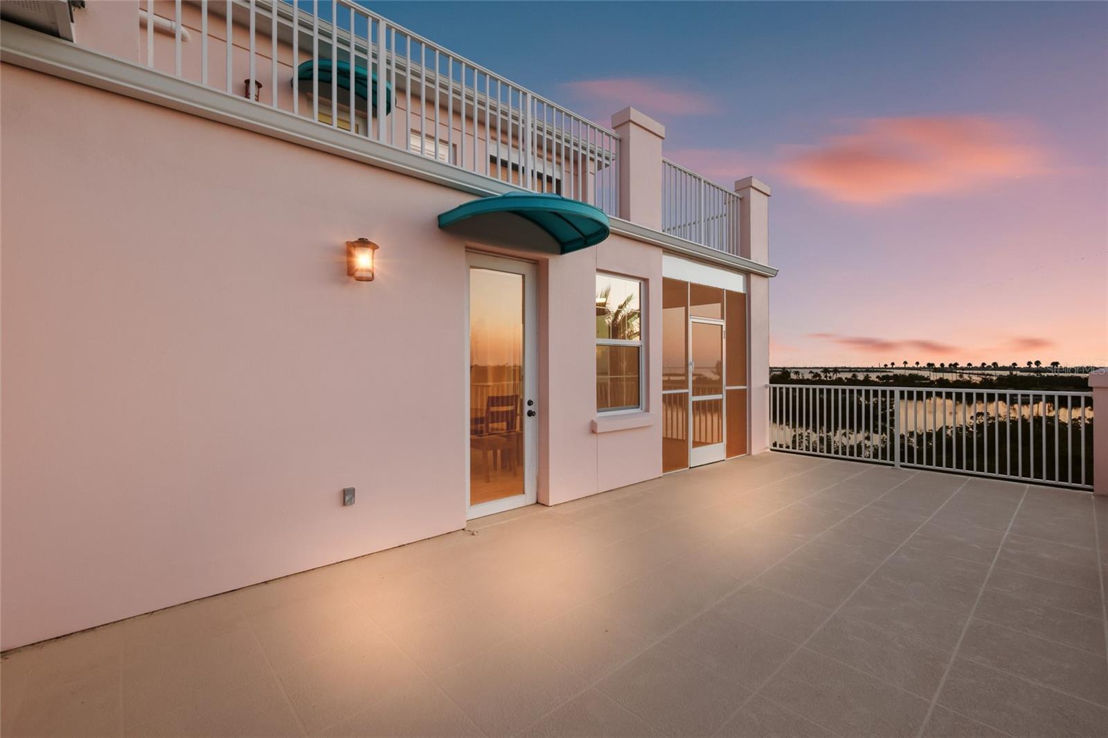 Image 27 of 87 For 13113 Gasparilla Road 503