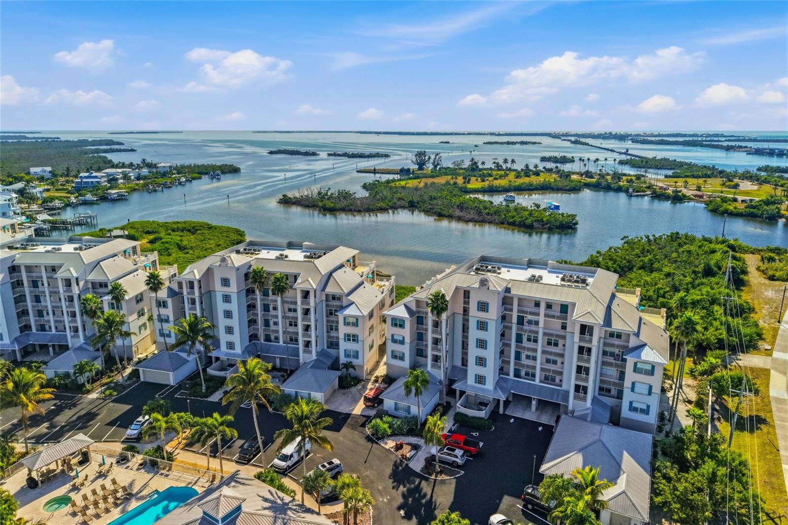 Image 3 of 87 For 13113 Gasparilla Road 503